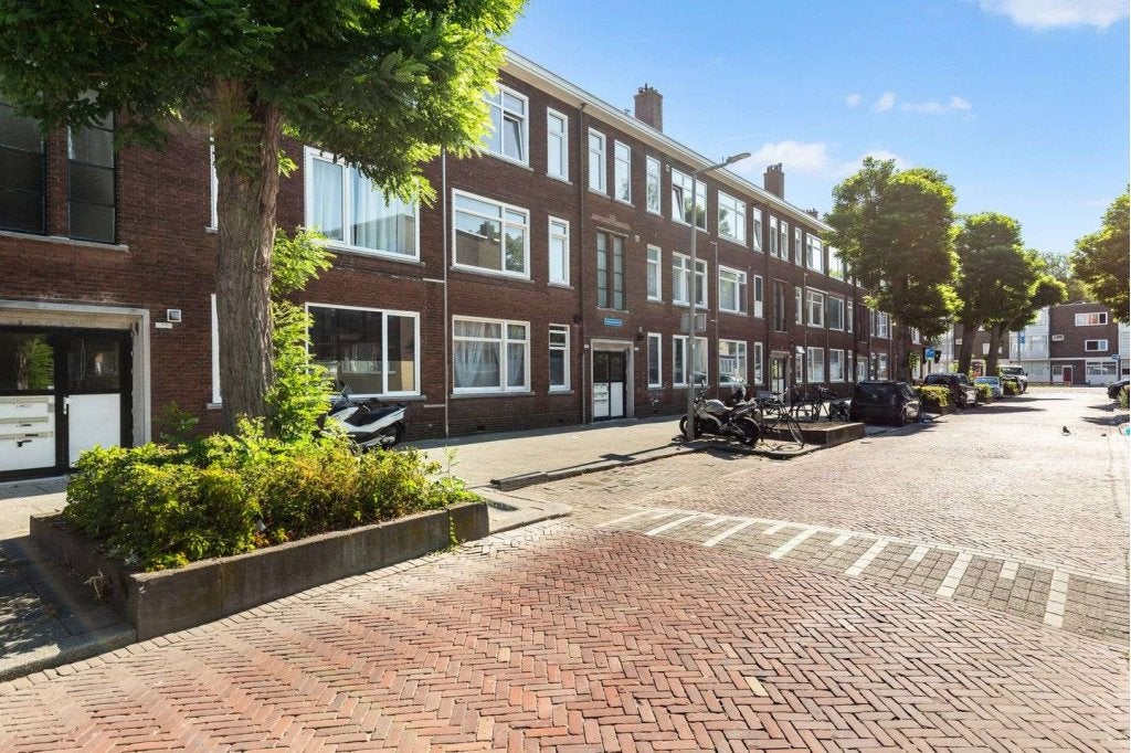 Rotterdam-Zuid, Flakkeesestraat, per 17 september, 2-k app., Huizen en Kamers, Rotterdam, Direct bij eigenaar, Appartement, Rotterdam