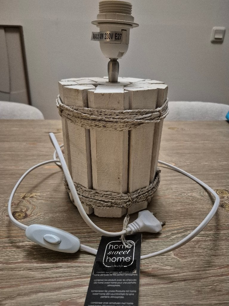 Lampvoet wit hout, Huis en Inrichting, Lampen | Tafellampen, Wit, Ophalen of Verzenden, Nieuw, Hout