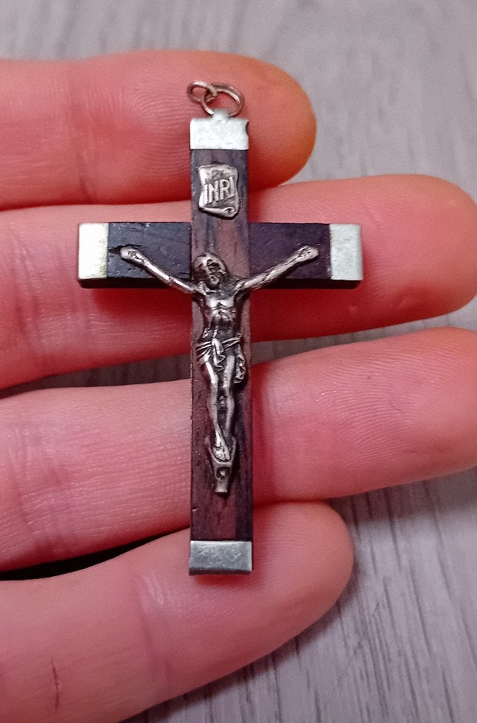 crucifix-hanger met de inscriptie ""Lourdes", Verzenden