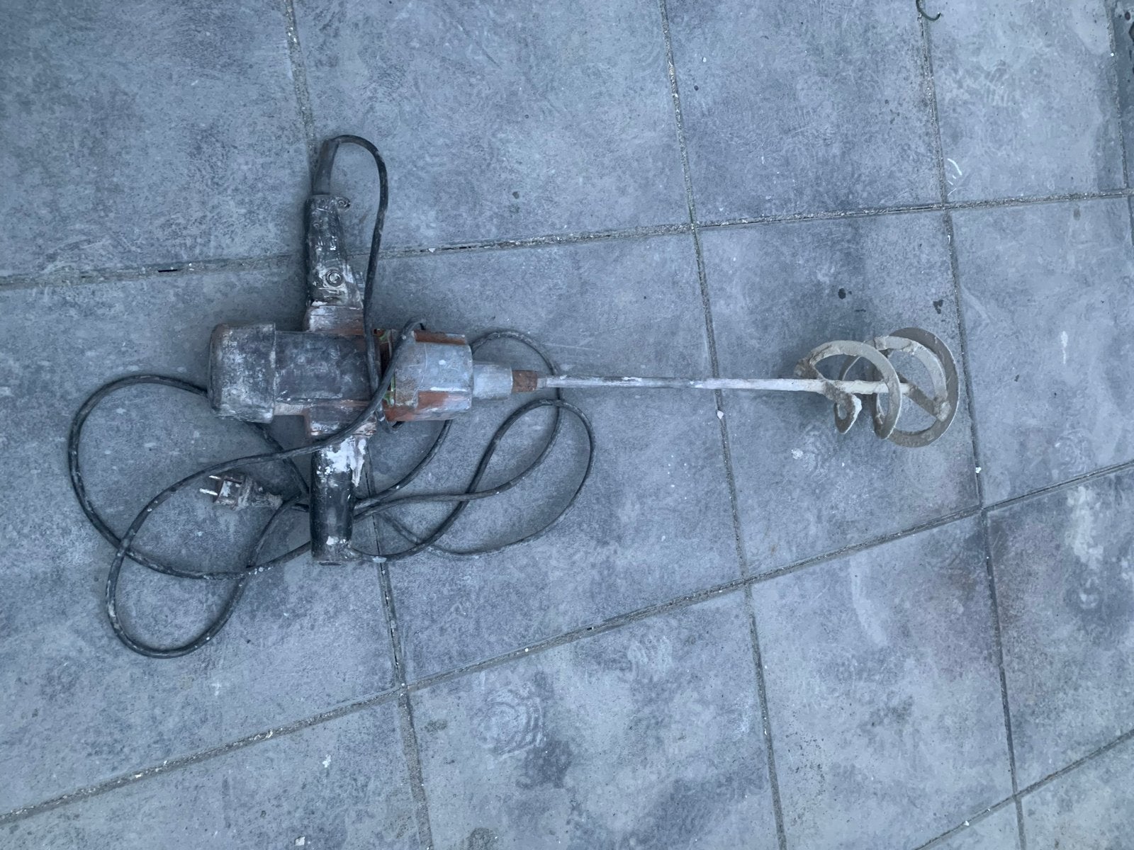 Krachtige cementmixer/mortelmixer, Doe-het-zelf en Verbouw, Gereedschap | Overige machines, Ophalen of Verzenden, Gebruikt