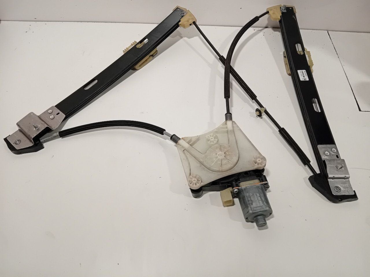 Raammechaniek elektrisch rechts voor Volkswagen T-Roc, Auto-onderdelen, Onderdelen@venauto.nl, Van der Ven Autorecycling B.V.