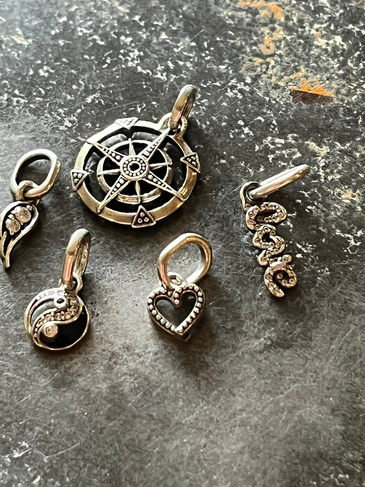 Pandora bedels koopje., Sieraden, Tassen en Uiterlijk, Bedels, Pandora, Ophalen of Verzenden, Zo goed als nieuw, 4 bedels of meer