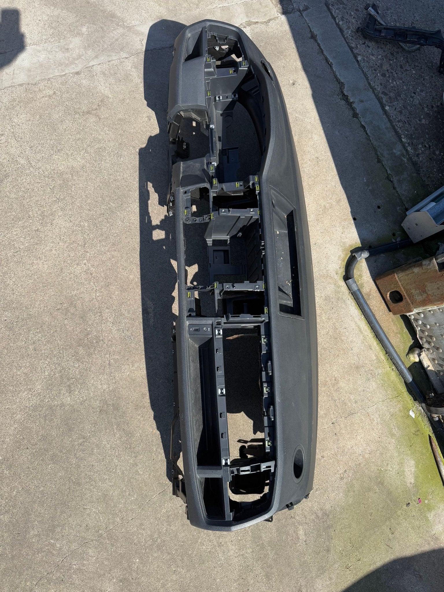 Volkswagen T6 dashboard, Ophalen, Gebruikt, -, Volkswagen
