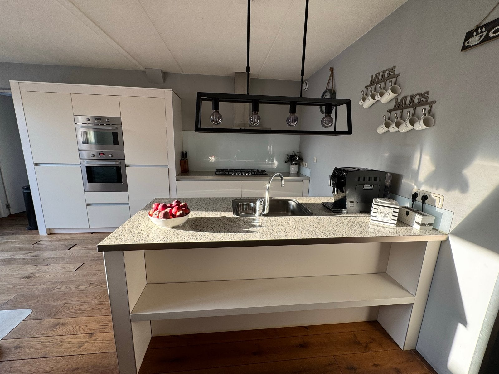 Moderne keuken met Miele vaatwasser, oven en combimagnetron, Ophalen, Gebruikt, Wit, Dubbelwandige keuken