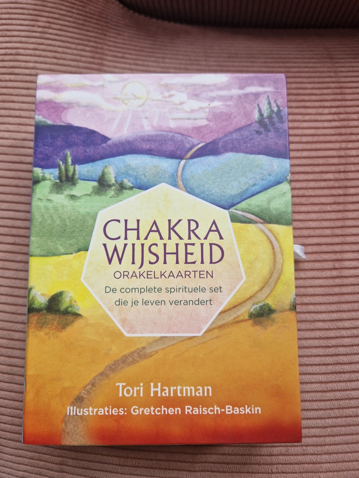 Chakra Wijsheid Orakelkaarten - Tori Hartman, Spiritualiteit algemeen, Overige typen, Ophalen of Verzenden, Zo goed als nieuw