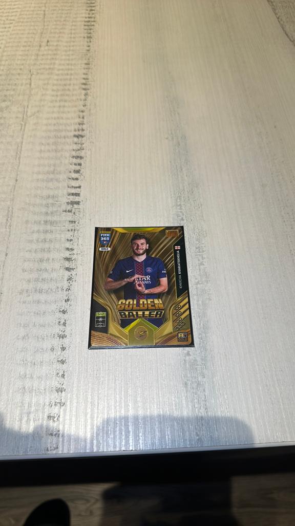 Fifa 365 PANINI Golden Baller - Kvaratskhelia, Ophalen, Zo goed als nieuw, Buitenlandse clubs, Poster, Plaatje of Sticker