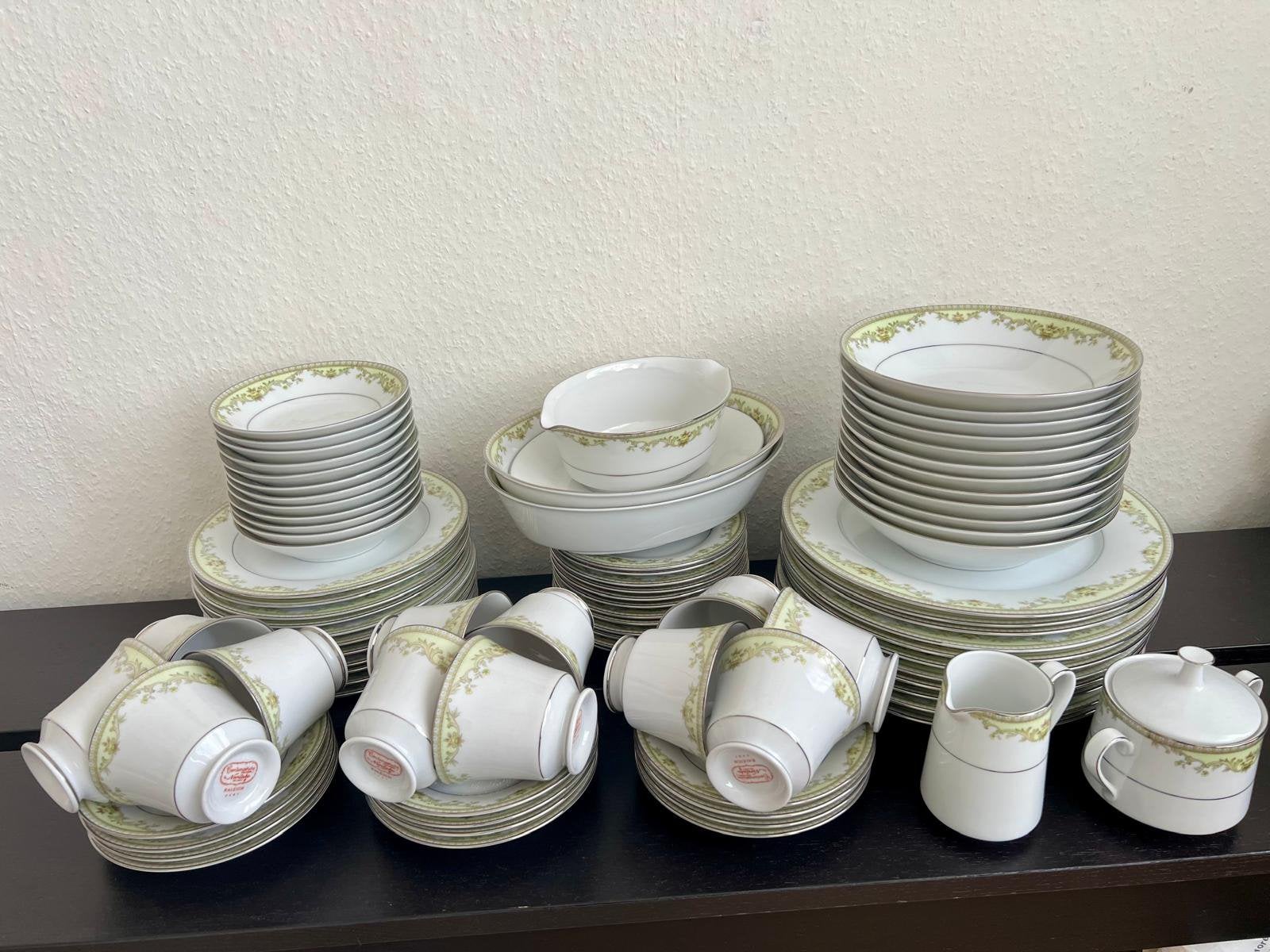 Noritake porseleinen servies ‘Contemporary’. 12 delig, Huis en Inrichting, Keuken | Servies, Ophalen, Aziatisch, Overige merken