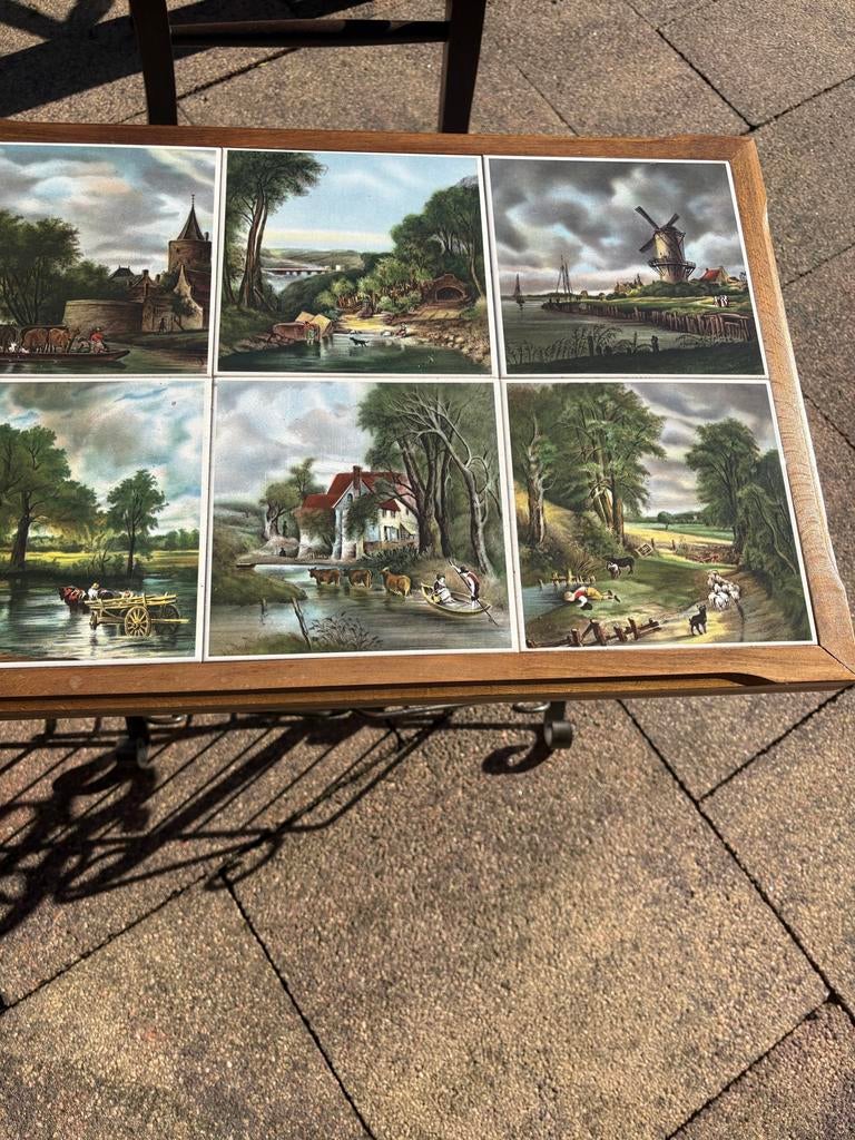 Vintage bijzettafel met tegels en smeedijzeren onderstel, Antiek en Kunst, Ophalen of Verzenden