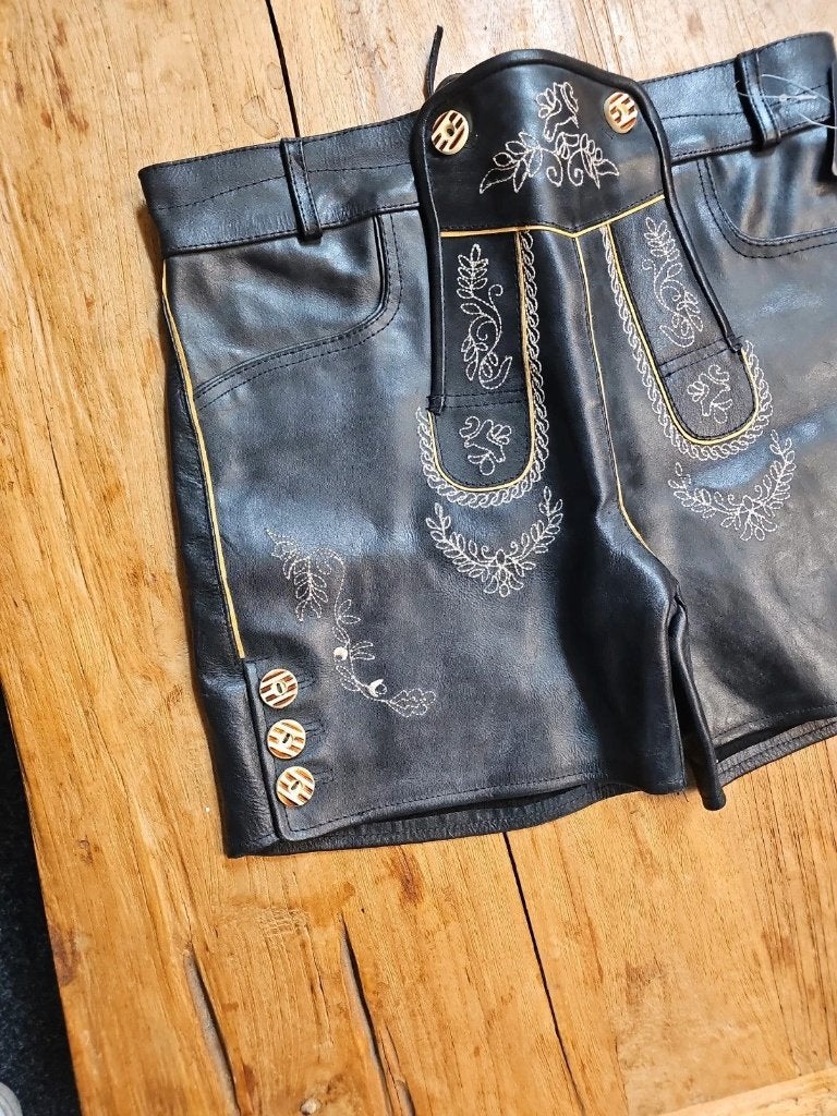 Lederhosen Dames maat 40, Kleding | Dames, Broeken en Pantalons, Zwart, Maat 42/44 (L), Ophalen of Verzenden, DJT De Juiste Toon