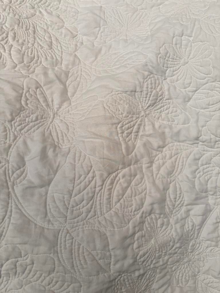 Witte bedsprei 1 persoons met bloem/vlinder stiksels, Ophalen, Eenpersoons, Wit, Overige typen