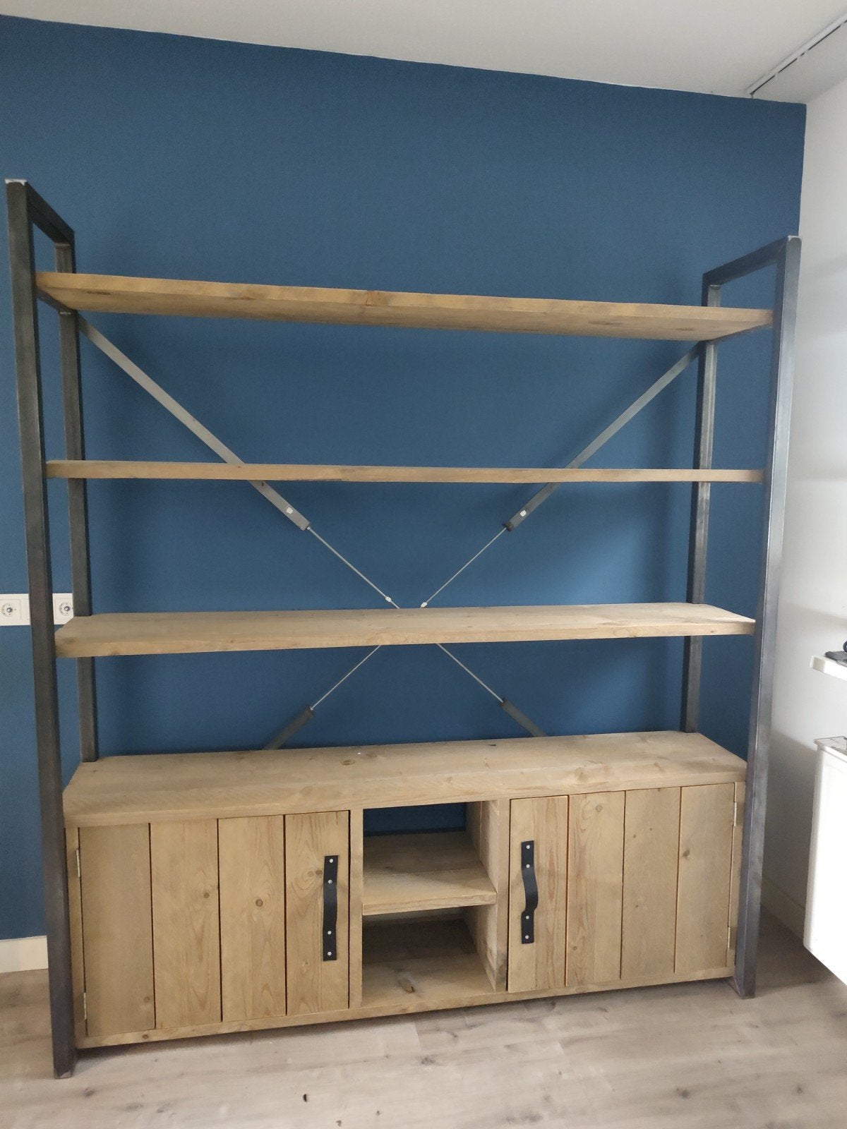 Steigerhouten kast met metalen frame en 2 kastjes, Met deur(en), Industrieel, robuust, 150 tot 200 cm, Nieuw