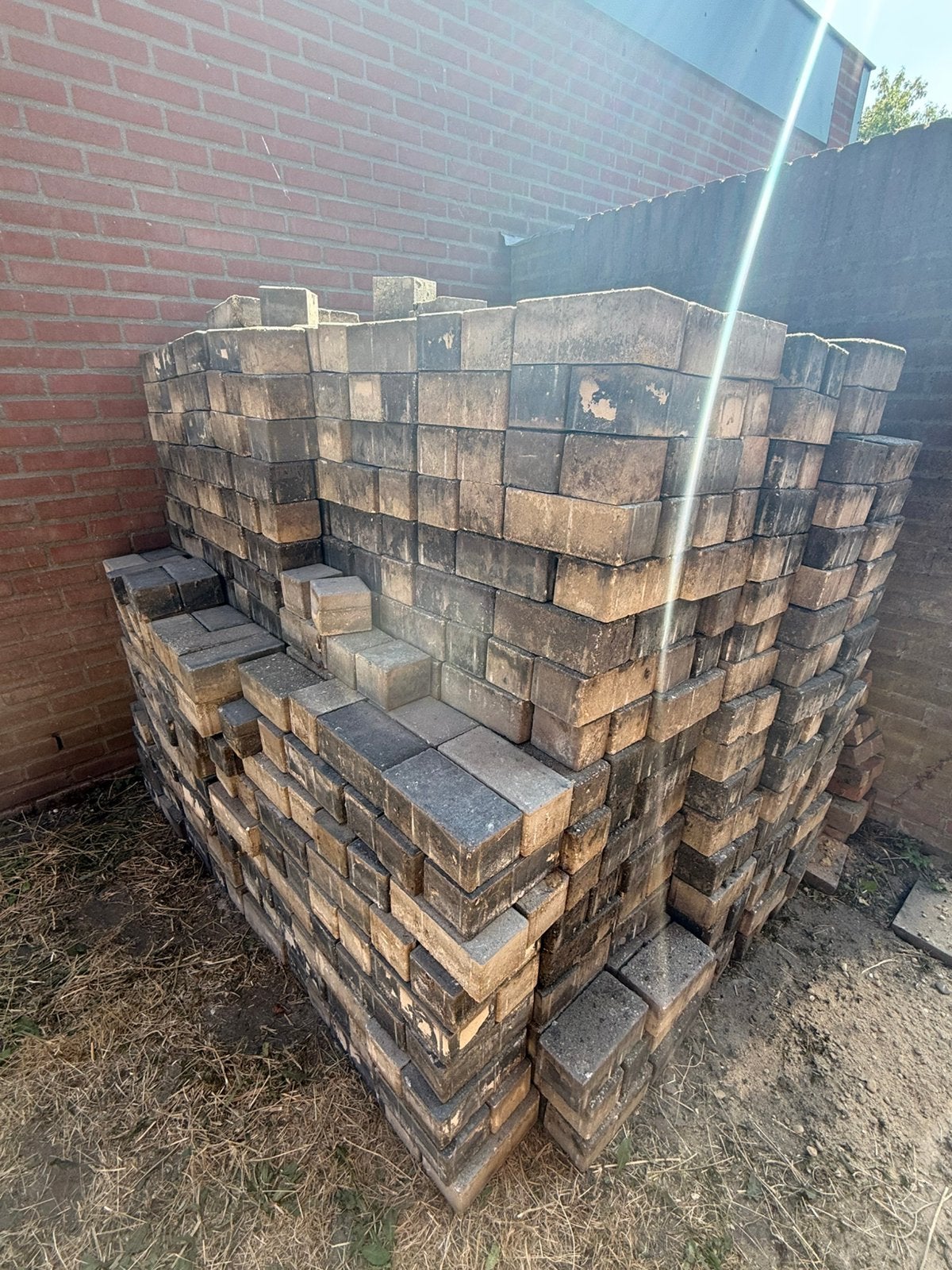 50 m² grijs/antraciete bestrating, Doe-het-zelf en Verbouw, Ophalen, Zo goed als nieuw, Beton