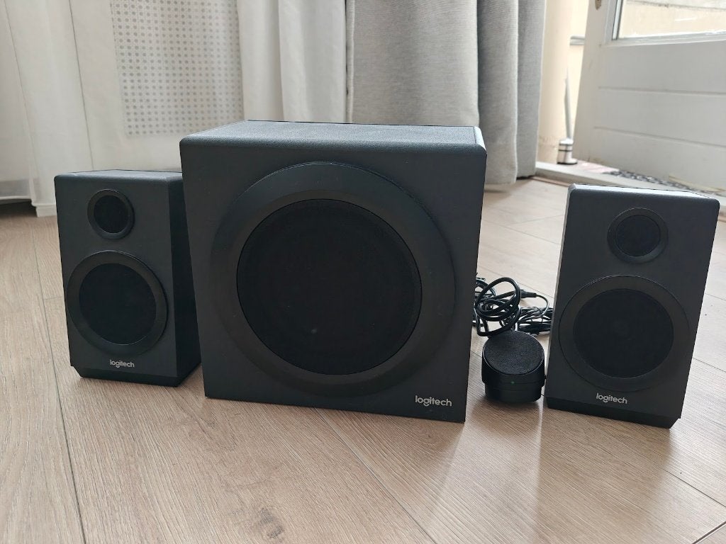 Logitech Z333 2.1 Speakerset – 80 Watt, Ophalen, Zo goed als nieuw, Audiokanaal 2.1, Logitech