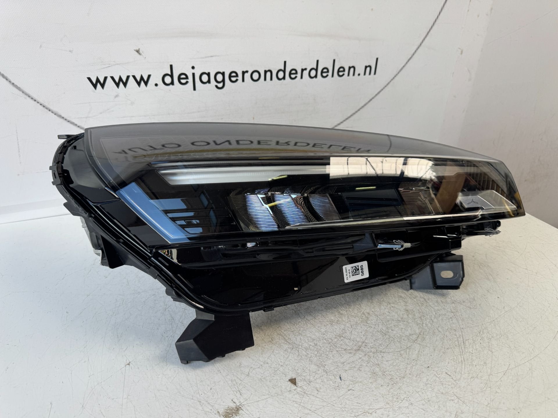 RENAULT CLIO 5 FACELIFT LED KOPLAMP RECHTS 260103507R, Renault Group, Gebruikt, Contact.group@renault.com, Renault