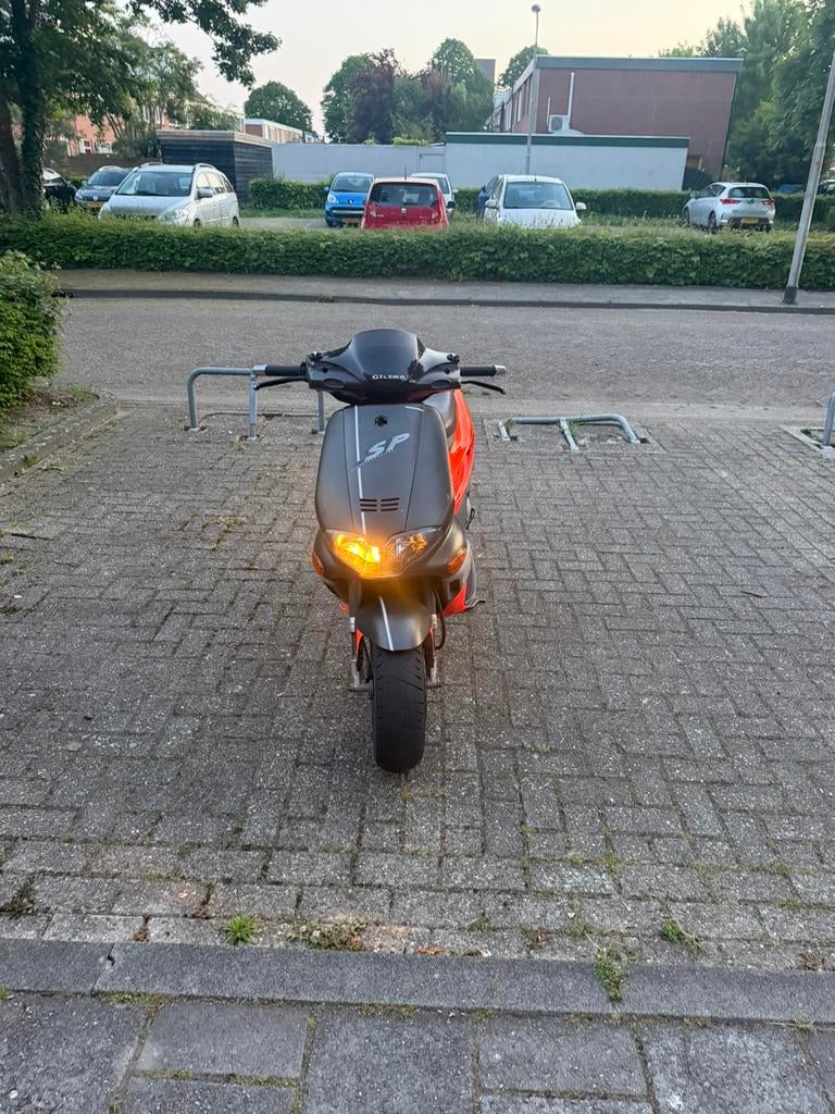 Gilera runner 50cc DD (gereviseerd), Fietsen en Brommers, Scooters | Piaggio, Ophalen, Zo goed als nieuw, Benzine, Overige modellen