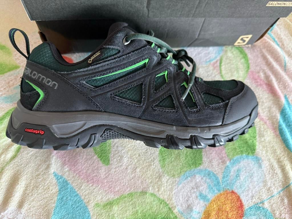 Sneakers Salomon EVASION 2 GTX, Ophalen of Verzenden, Zo goed als nieuw
