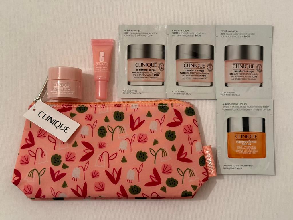 CLINIQUE Make-up tasje + samples, Sieraden, Tassen en Uiterlijk, Uiterlijk | Gezichtsverzorging, Ophalen of Verzenden, Nieuw, Gehele gezicht