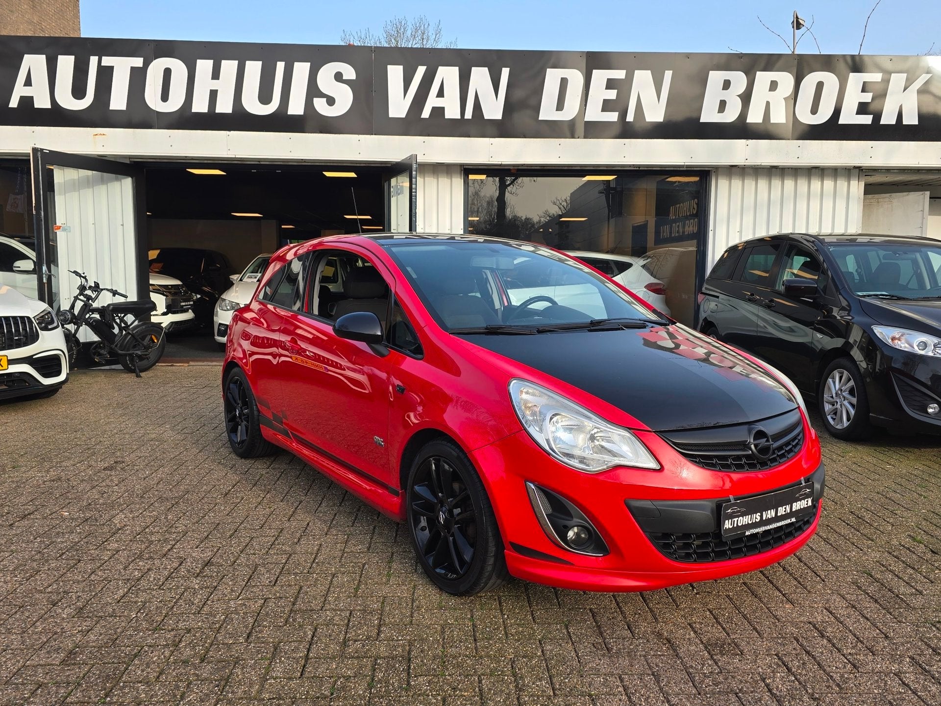 Opel Corsa 1.4-16V Opc-Line|Color Edition|Airco|Navi|Lmv|Ele, Voorwielaandrijving, Euro 5, Stof, Gebruikt