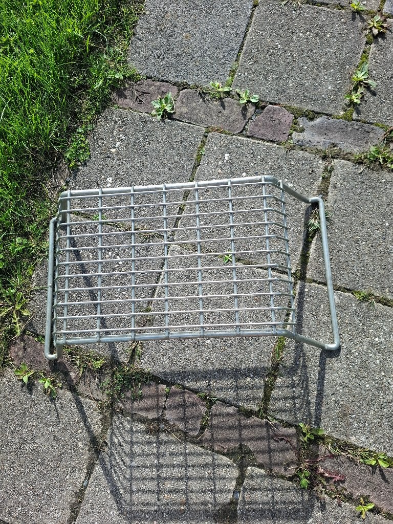 Stevig metalen opstapje 45x28x22 cm caravan of camper, Ophalen of Verzenden, Zo goed als nieuw