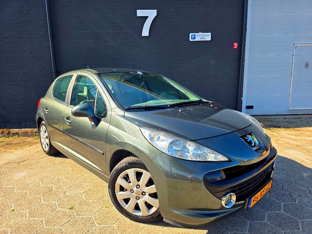 ✅️ Peugeot 207 - 1.6 Automaat 2007 ✅️ 117Dkm NAP ✅️, Auto's, 4 cilinders, 1209 kg, Bedrijf, 600 kg