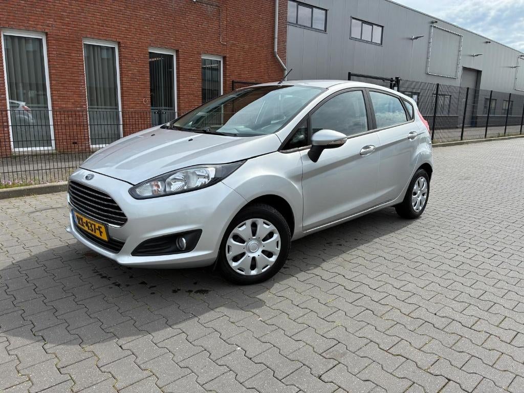 Ford Fiësta 1.25 | 82 PK | 5DR | 2014 | Grijs | Airco | APK, Auto's, Ford, Particulier, Fiësta, ABS, Airbags, Airconditioning
