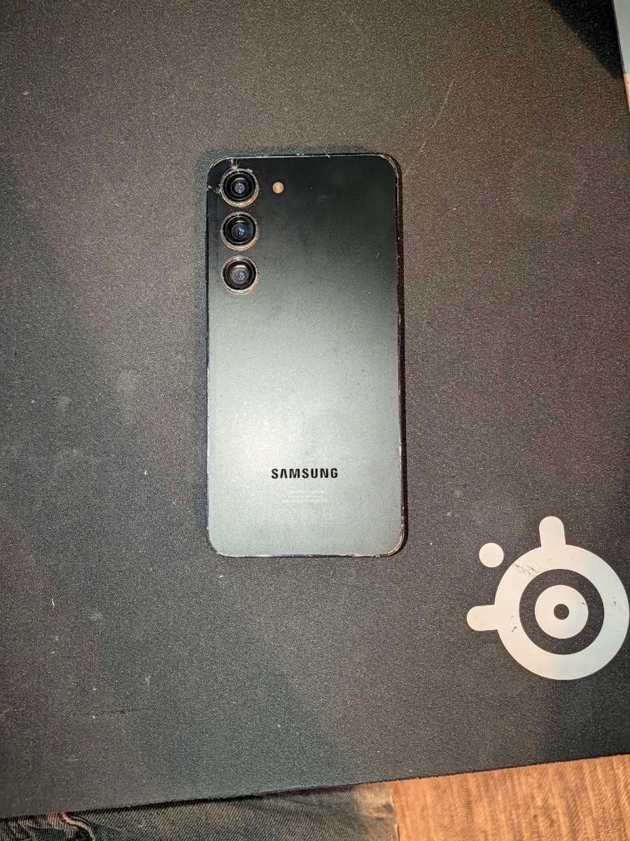 Foto 3 van Samsung Galaxy S23 - Zwart - Gebruikt