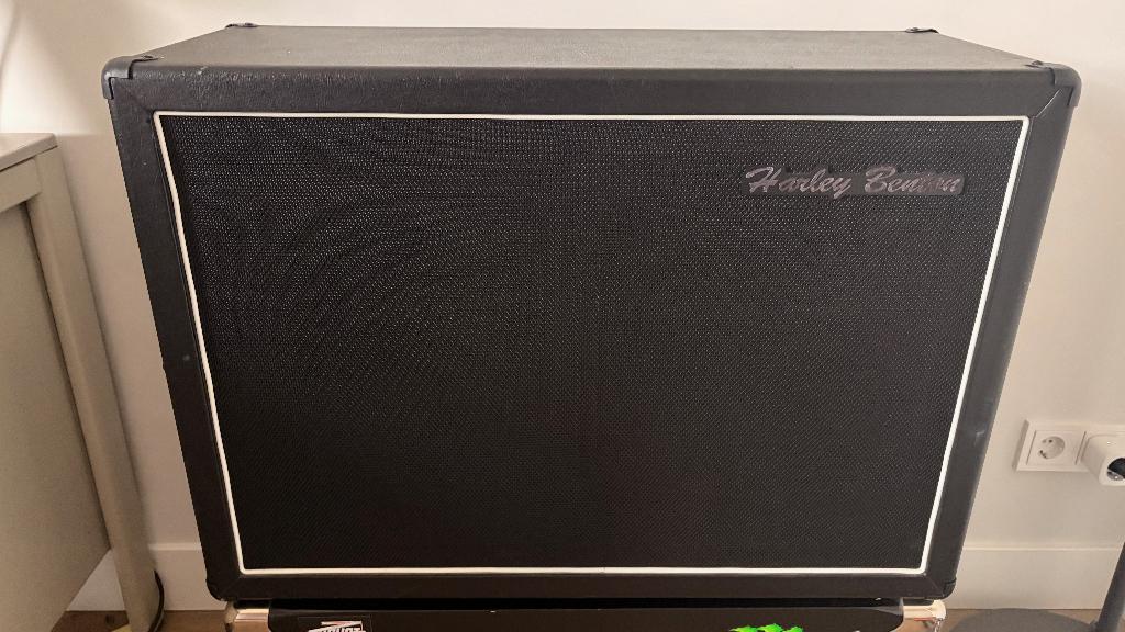 Harley Benton 2x12 met Celestion Vintage 30 speakers, Muziek en Instrumenten, Ophalen of Verzenden, Zo goed als nieuw, Gitaar
