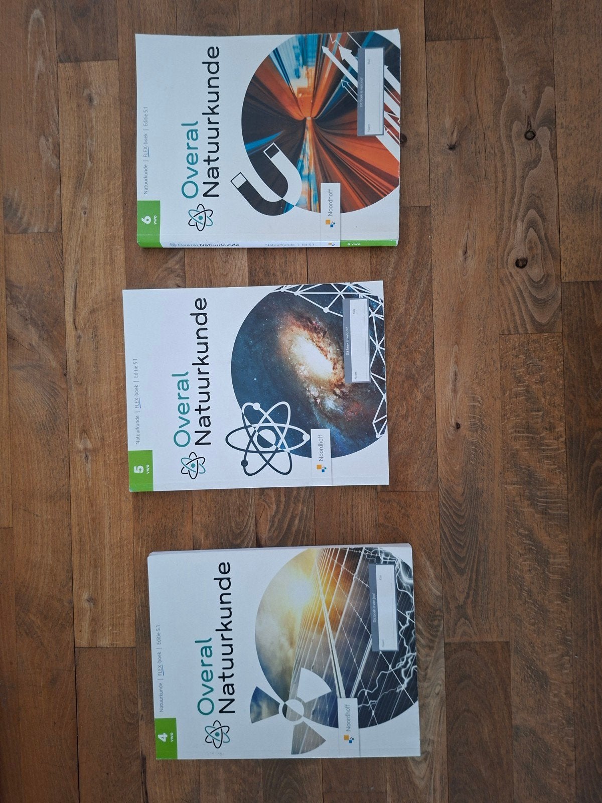 Overal Natuurkunde boeken (vwo 4, 5, 6), Gelezen, Noordhoff, Ophalen of Verzenden, Beta
