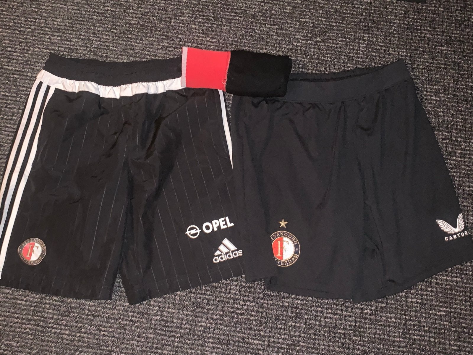 Feyenoord Voetbalbroekjes (Adidas & Castore) - Zo goed als n, Zwart, Overige maten, Ophalen of Verzenden, Zo goed als nieuw