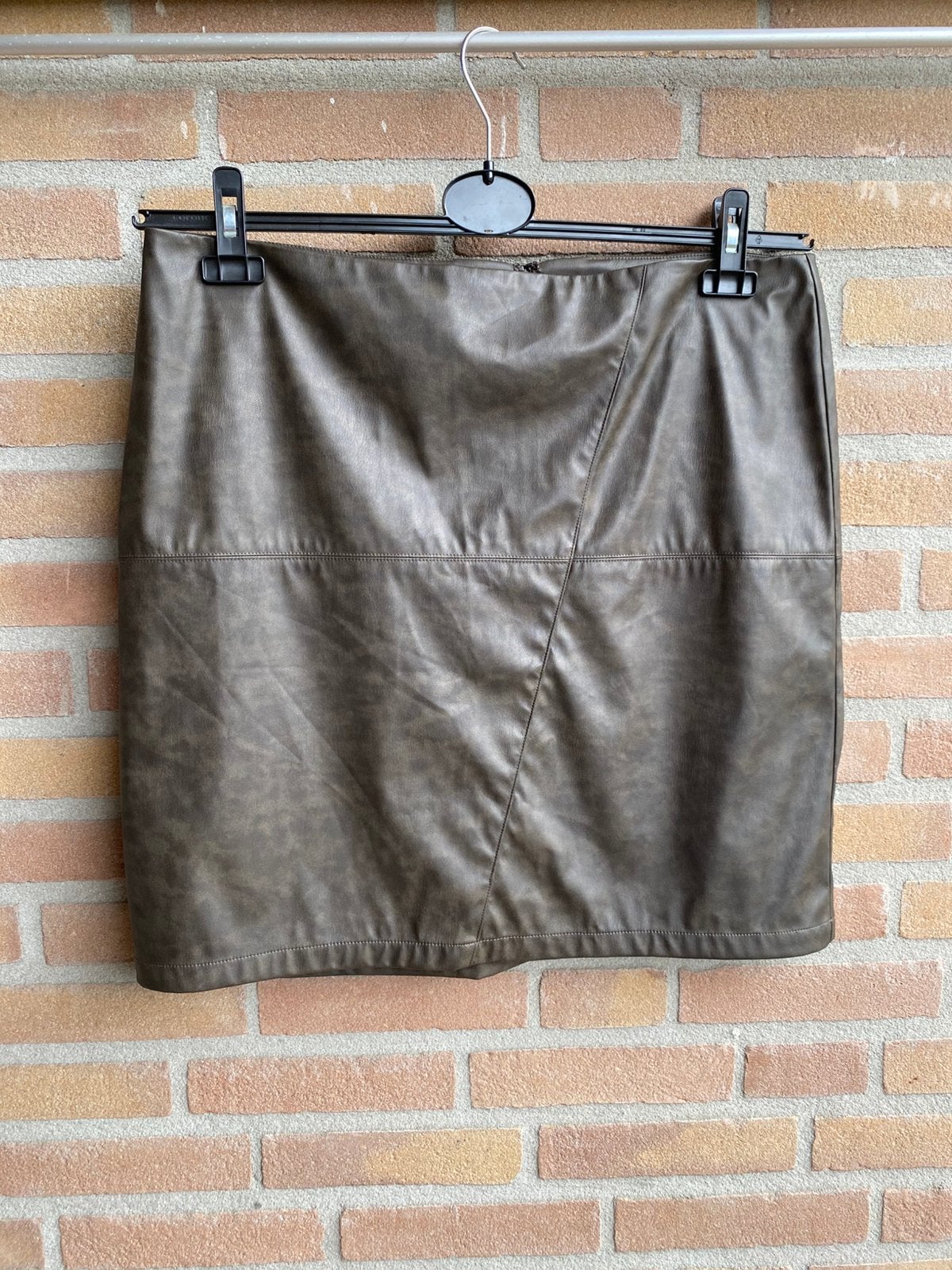 John Baner lederlook rok, Maat 38/40 (M), Bruin, John Baner, Nieuw