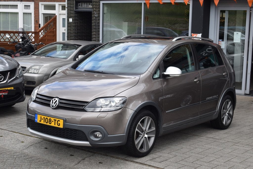 Volkswagen Golf 1.4 TSI Cross Automaat PDC Camera Xenon Schu, Auto's, 15 km/l, Gebruikt, 4 cilinders, Bruin