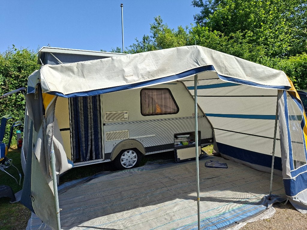 Kip Compact 37EK caravan, Caravans en Kamperen, Caravans, Schokbreker, Kip, Tot en met 2, Treinzit