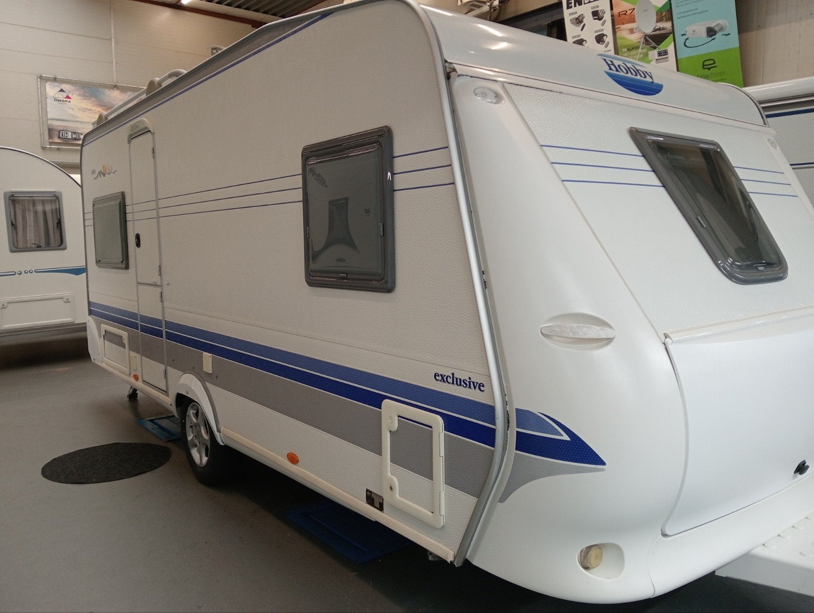 Hobby Exclusive 495 UFE incl. Brand voortent en luifel !, Hobby, Bedrijf, 6 tot 7 meter, Schokbreker