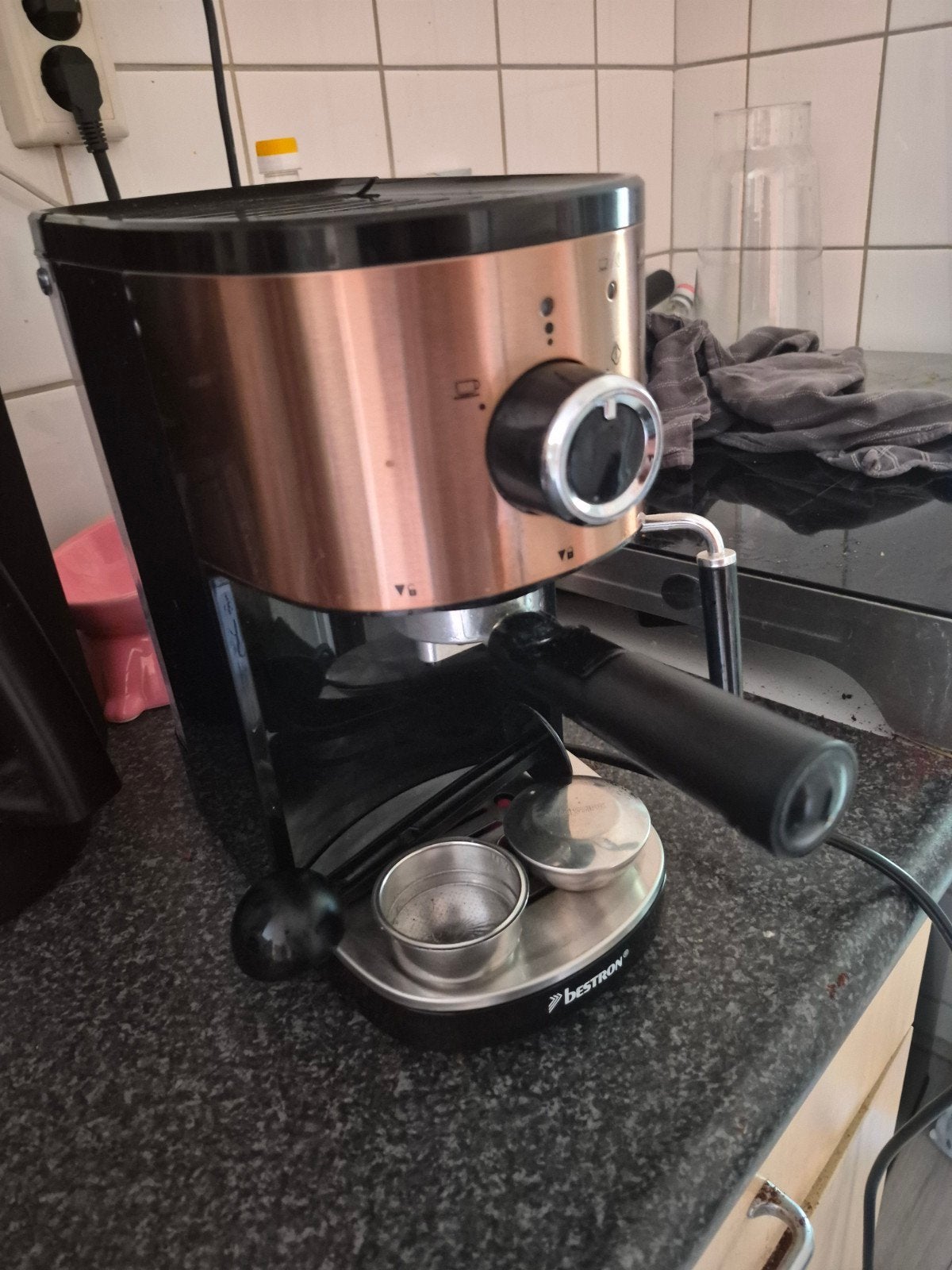 Bestron Espressomachine - Zwart/Koper, Witgoed en Apparatuur, Koffiezetapparaten, Zo goed als nieuw, Gemalen koffie, Espresso apparaat