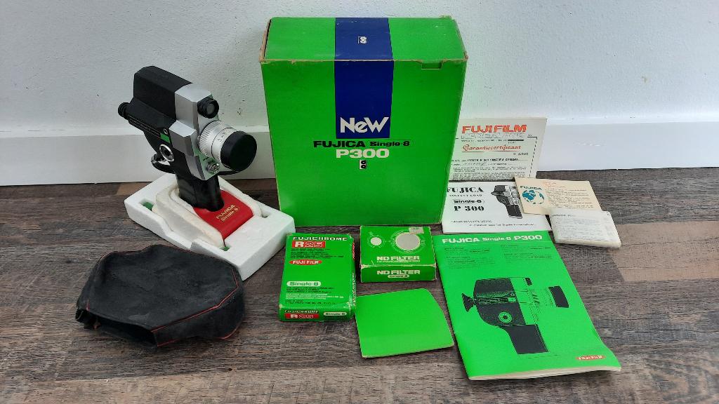 Fujica P300 Single 8 8mm Film Camera Reparatie, Verzamelen, Fotografica en Filmapparatuur, Filmcamera, 1960 tot 1980, Ophalen of Verzenden