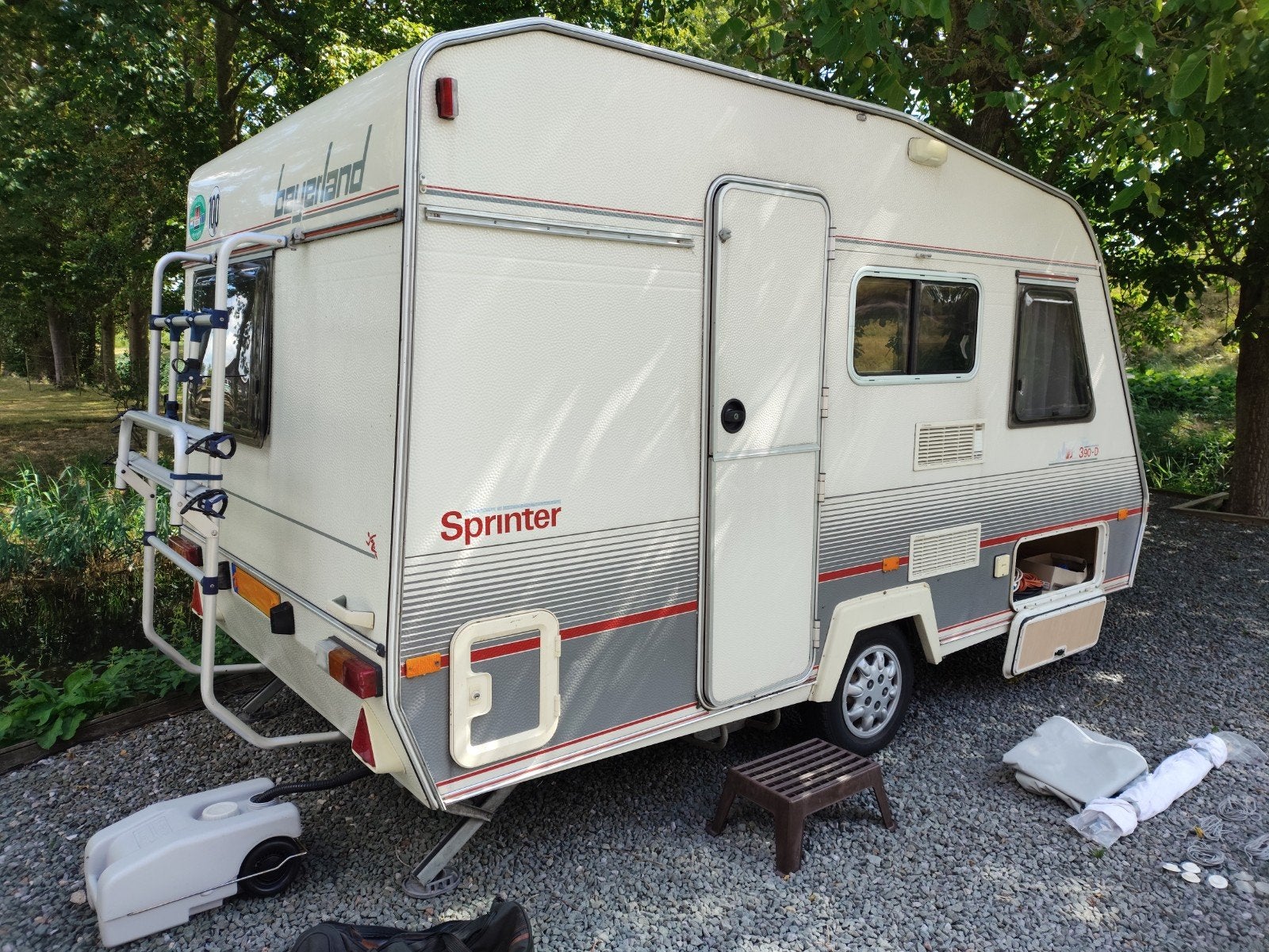 Beyerland Sprinter 390-D compleet september 1997, Caravans en Kamperen, Vast bed, Treinzit, Particulier, Tot en met 4