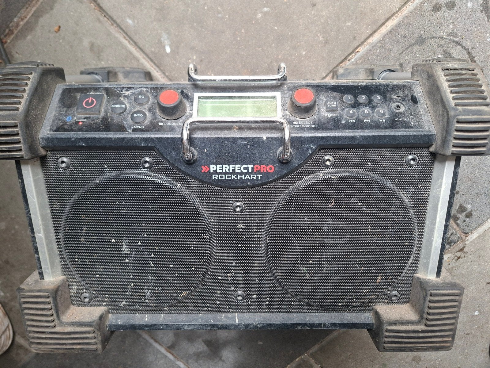 Rockheart bouwradio, Ophalen, Bouwradio
