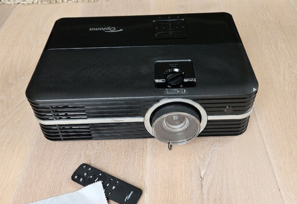 Optoma UHD-51 4k Ultra-HDR bioscoop projector, Ophalen of Verzenden, Zo goed als nieuw, Optoma, DLP