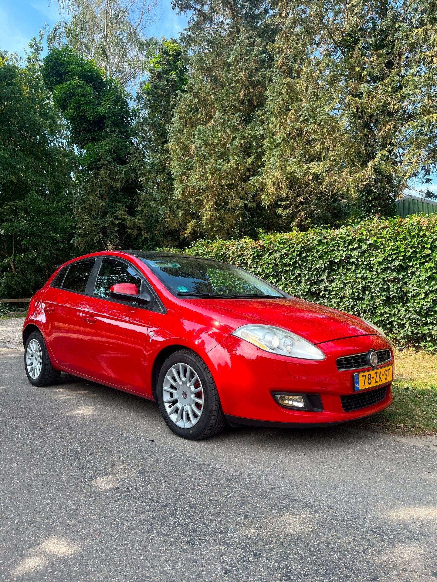 Fiat Bravo 1.4 T-Jet Dynamic * Airco / 88Kw *, Auto's, Voorwielaandrijving, Gebruikt, Zwart, 4 cilinders