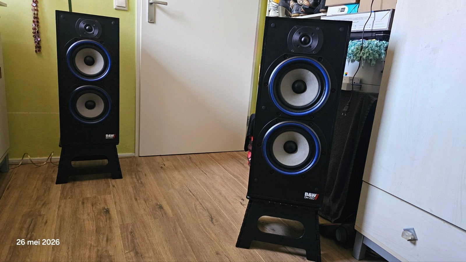 Een prachtige set B&W dm220i.