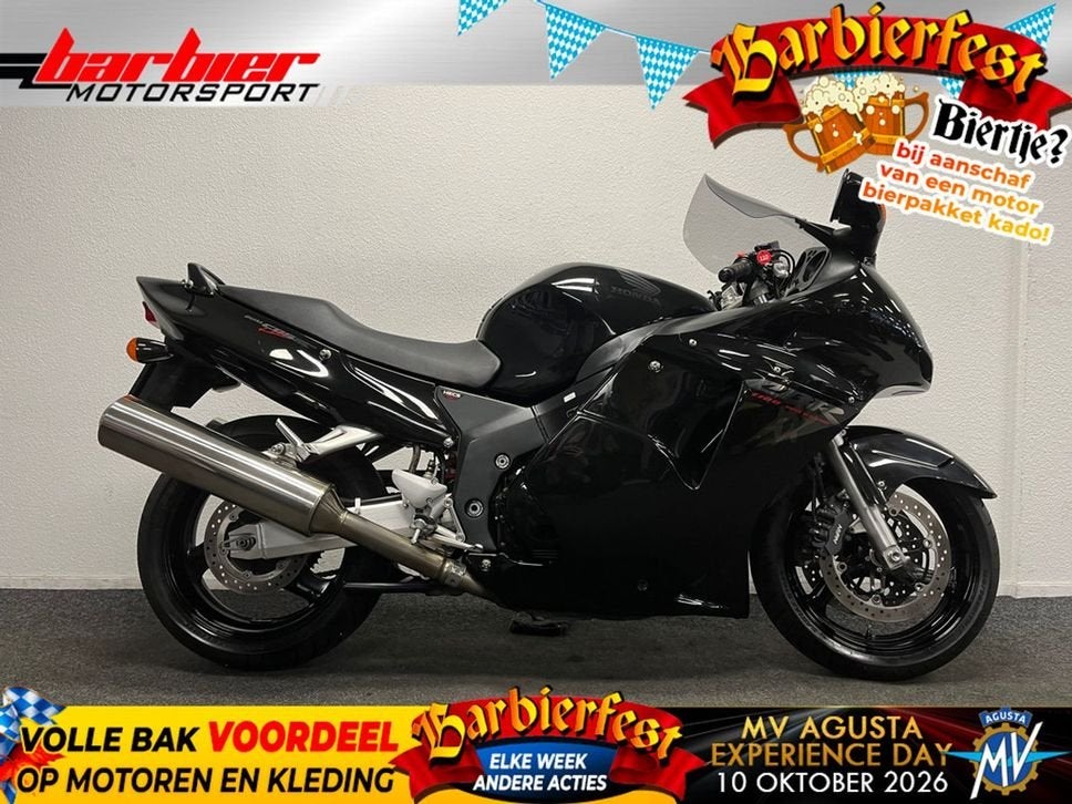 ⭐️⭐Honda CBR 1100 XX SUPER BLACKBIRD⭐️⭐, Motoren, Honda, 4 cilinders, Motorrijbewijs A, Bedrijf