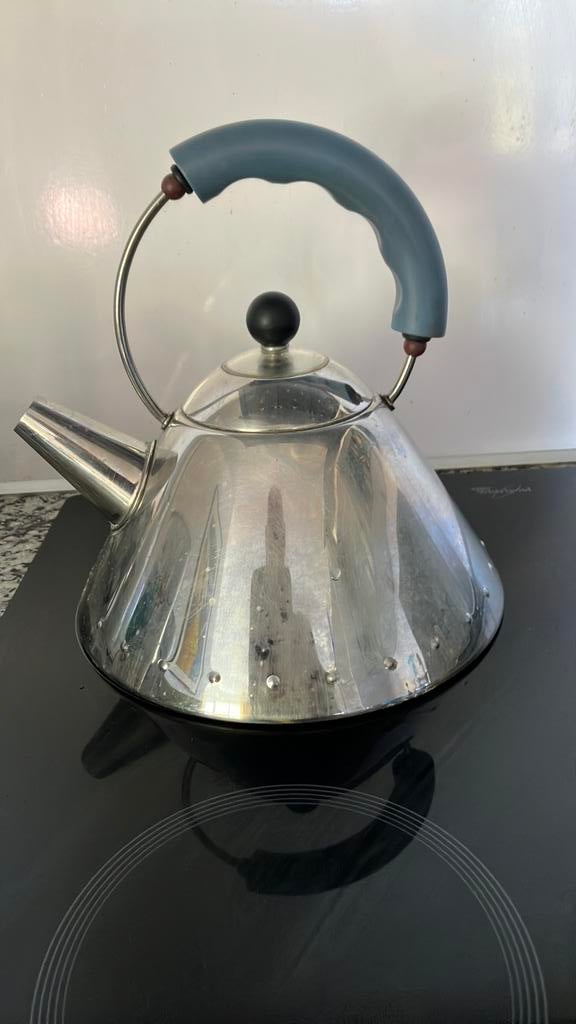 ALESSI inductie waterkoker, Witgoed en Apparatuur, 1 tot 2 liter, Ophalen, Zo goed als nieuw