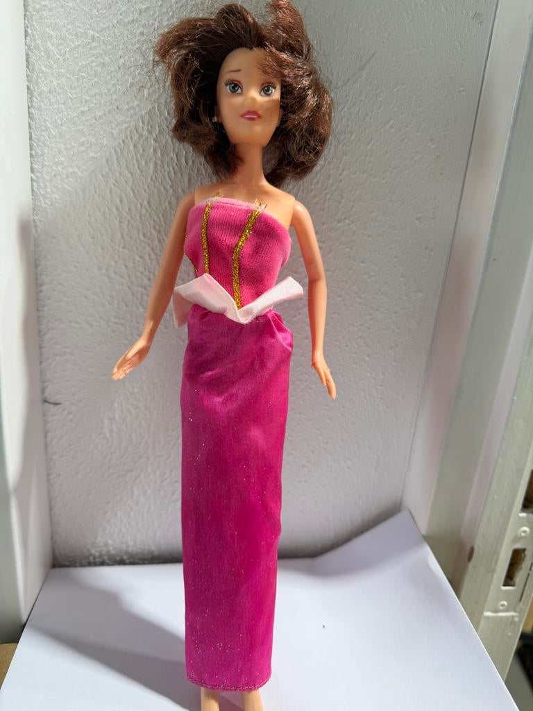 Barbie pop in roze avondjurk, Ophalen of Verzenden, Gebruikt, Barbie