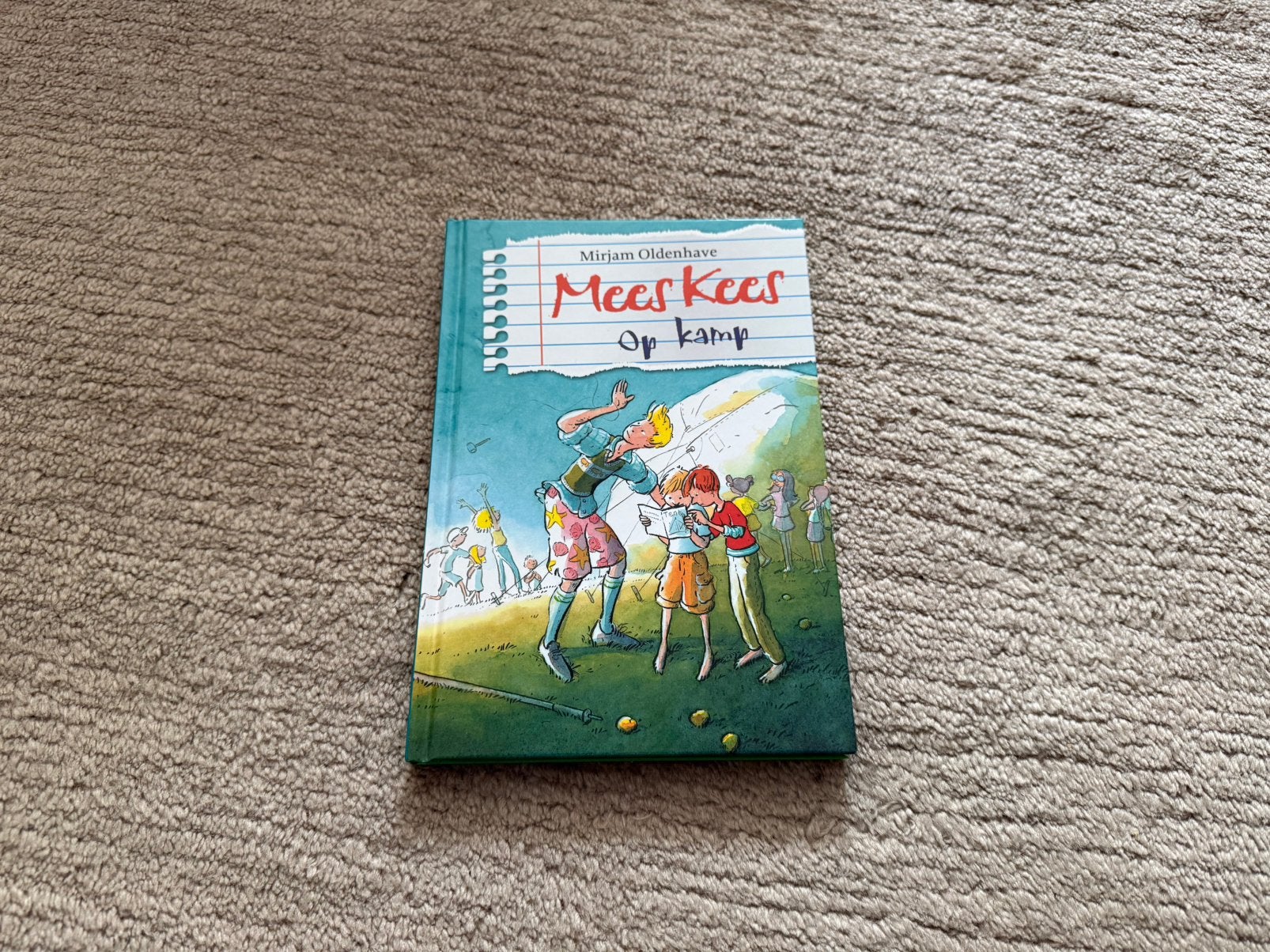 Kinderboek Mees Kees op Kamp door Mirjam Oldenhave, Ophalen of Verzenden, Zo goed als nieuw, Fictie algemeen