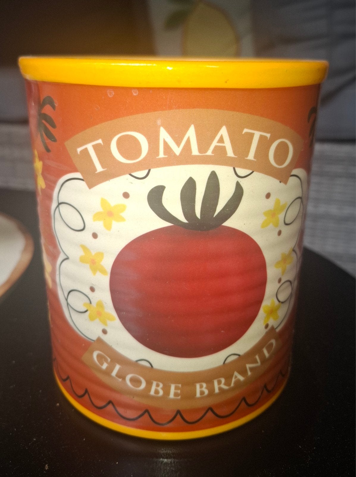 Grote Italiaanse bloempot, pot met opdruk van tomaten, Tuin en Terras, Bloempotten, Rond, Ophalen of Verzenden, Zo goed als nieuw