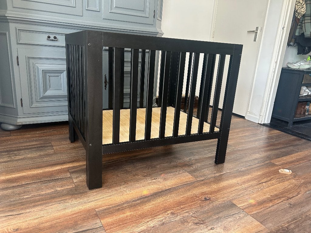 Baby box zwart, Ophalen of Verzenden, Gebruikt, Vierkant, In hoogte verstelbaar