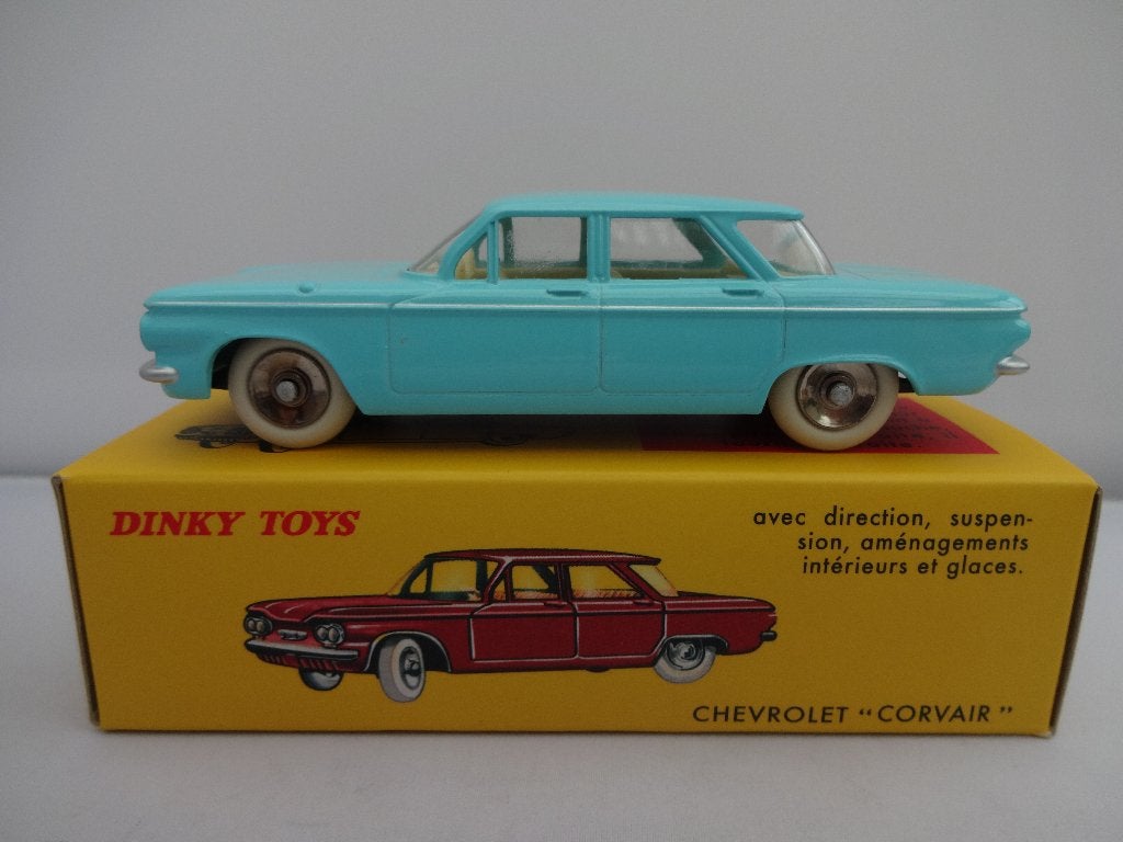 Chevrolet "Corvair" licht blauw nr: 552 van Dinky Toys 1:43, Hobby en Vrije tijd, Modelauto's | 1:43, Ophalen of Verzenden, Nieuw