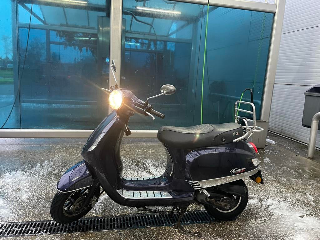 Nette GTS Toscana Scooter - Geel Kenteken, Fietsen en Brommers, Scooters | Overige merken, Ophalen, Gebruikt, Maximaal 45 km/u