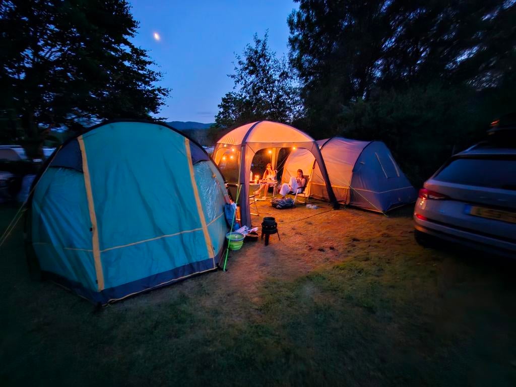 2x Redwood Apex 260 3-persoons tunneltent en Partytent, Ophalen of Verzenden, Nieuw, Tot en met 4