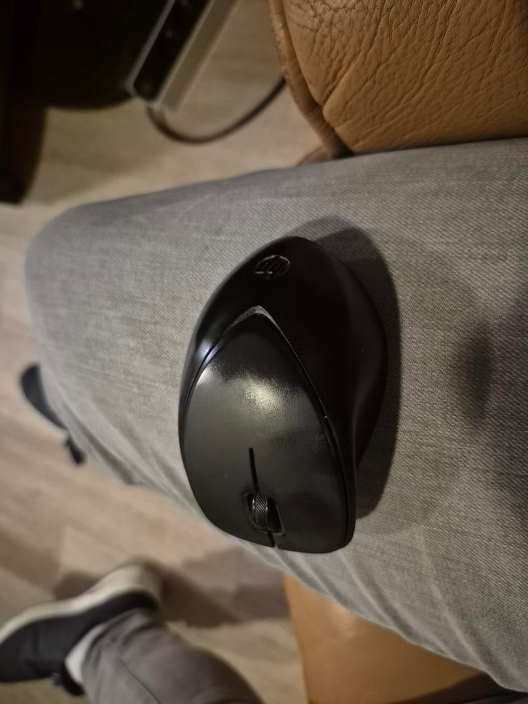 Bluetooth muis, Ophalen of Verzenden, Gebruikt